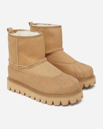FUGAZI OOF Boot Tan – tan suede boot with shearling lining, stitched shell toe and chunky lug sole